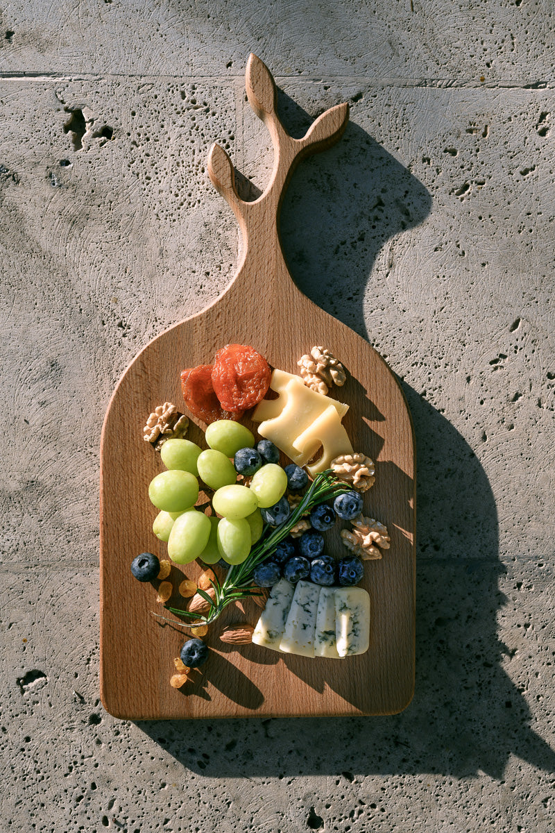 Ash Wooden Serving Board - Beautiful Leaves